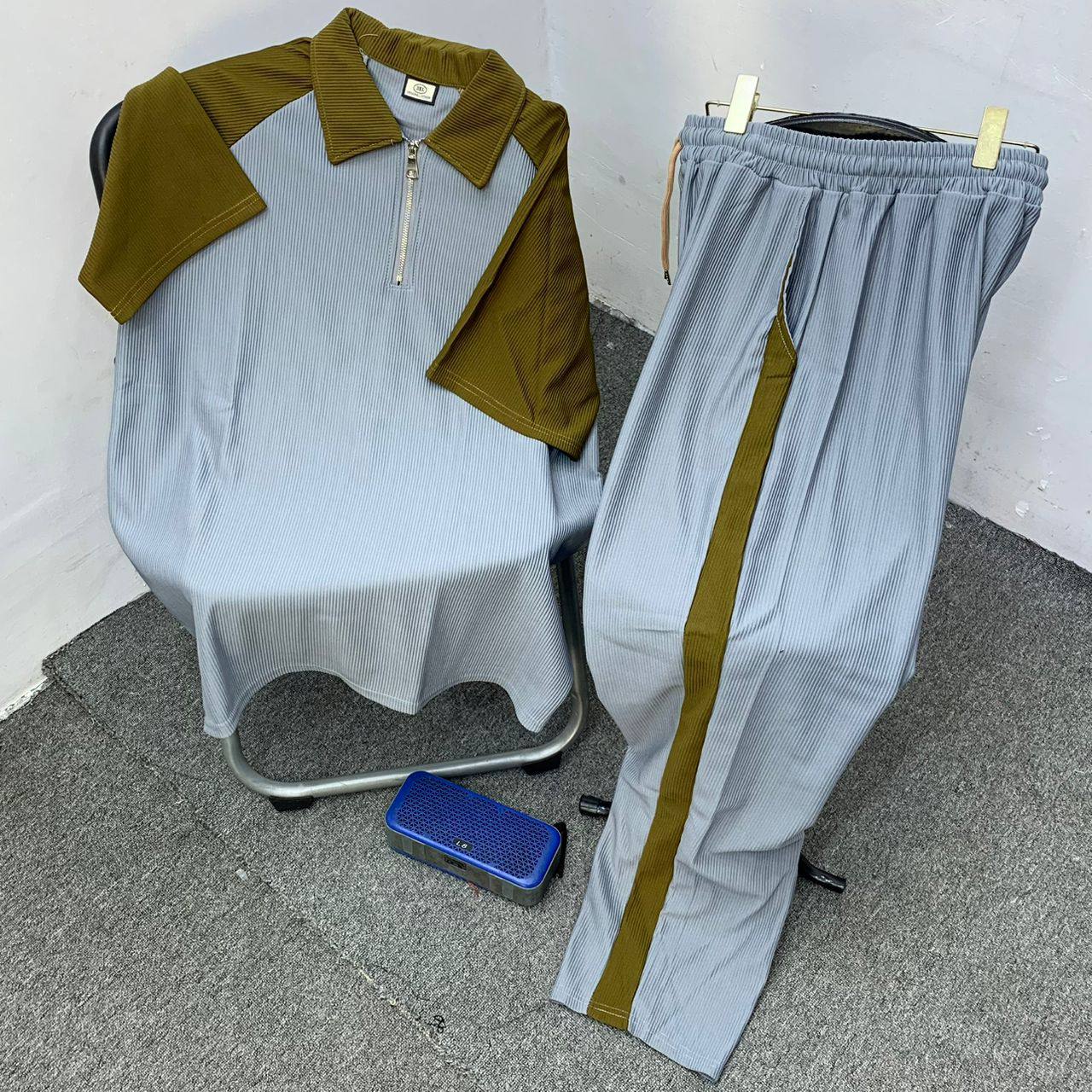 Light Gray & Olive Green. Pleated Quarter-Zip Polo and Trousers Set - Geometric Patchwork (Olive & Black) (Copy)