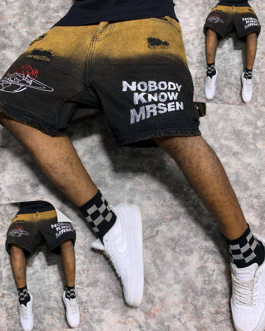 "NOBODY KNOW MRSEN" Mud-Wash Gradient Denim Shorts