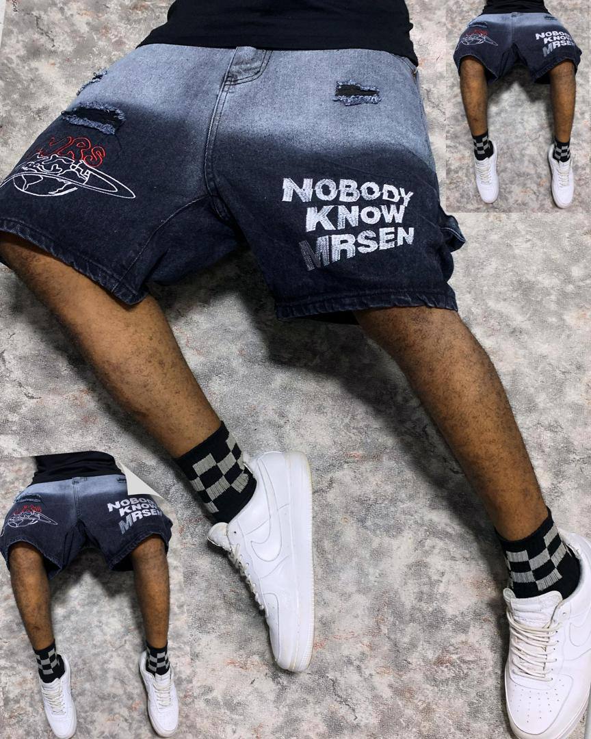 "NOBODY KNOW MRSEN" Grey Gradient Denim Shorts
