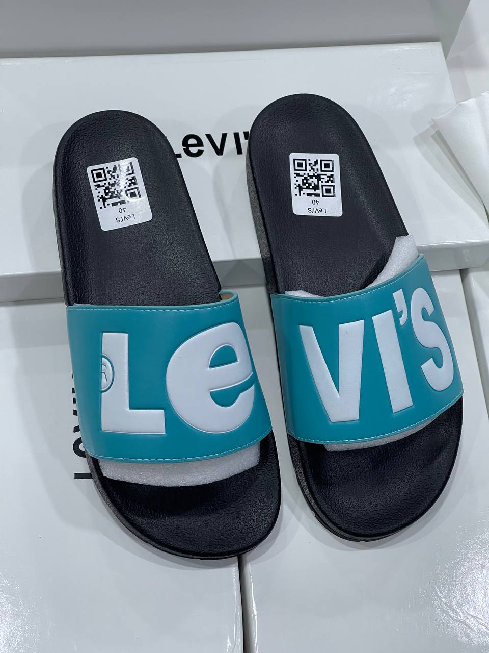 Levi's Modern Logo-Print Lifestyle Slides