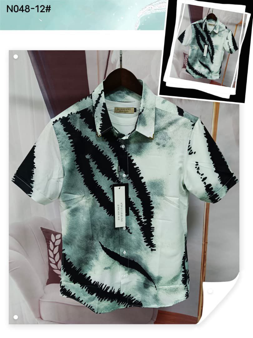 Vibrant Feather Motif Short-Sleeve Shirt for Men