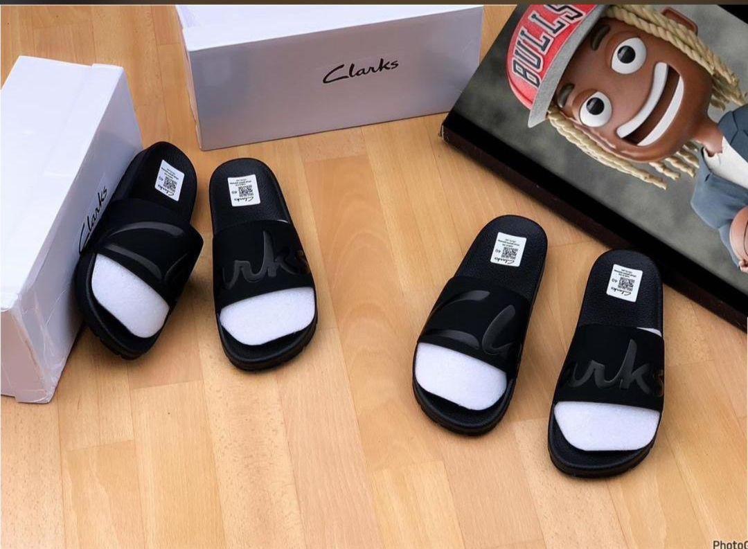 Clarks Modern Minimalist Black Slides