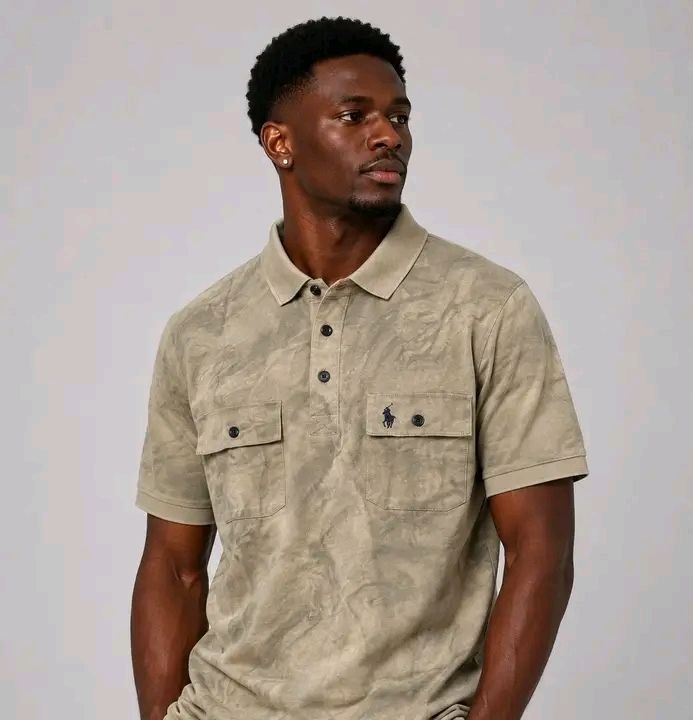 Men’s Utility-Style Polo Shirt with Dual Chest Pockets