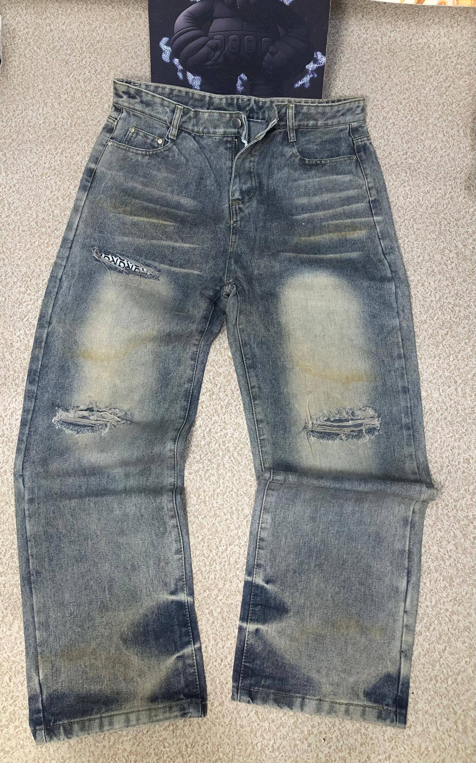 Vintage Tinted Distressed Straight-Leg Jeans – Urban Washed Denim