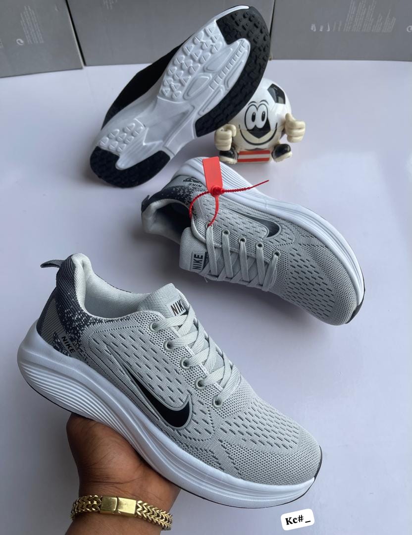 Nike Style Premium Breathable Fly knit Running Shoes - Image 3