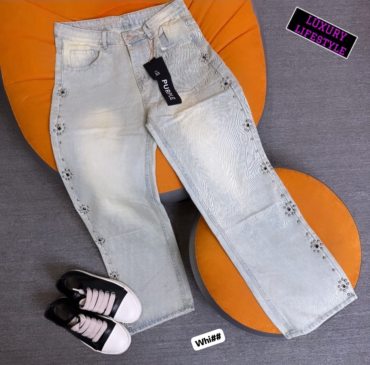 Premium Men’s Studded Floral Side-Seam Relaxed Jeans