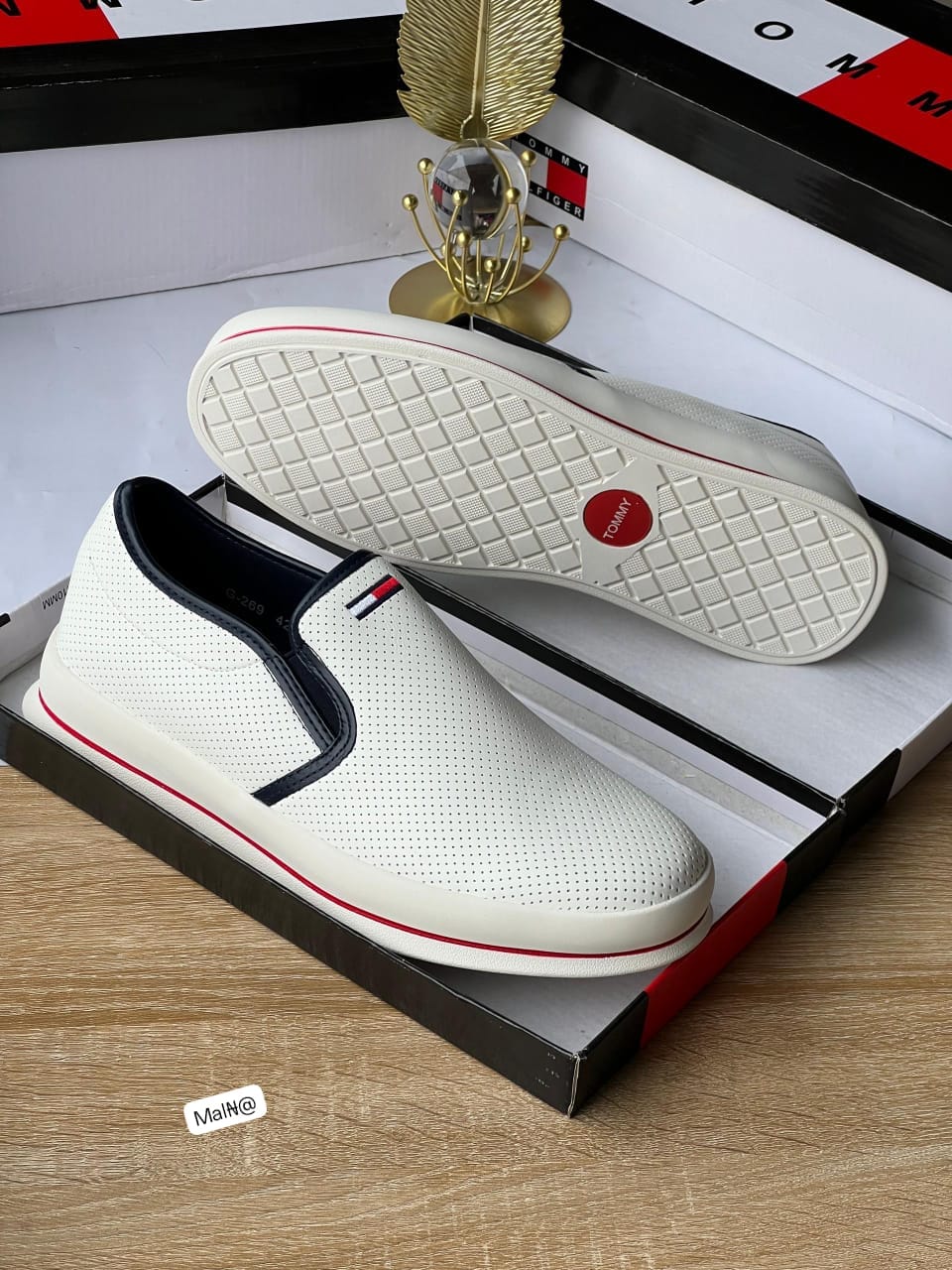 Tommy Hilfiger Men's Premium Leather Slip-On Sneakers - Image 2