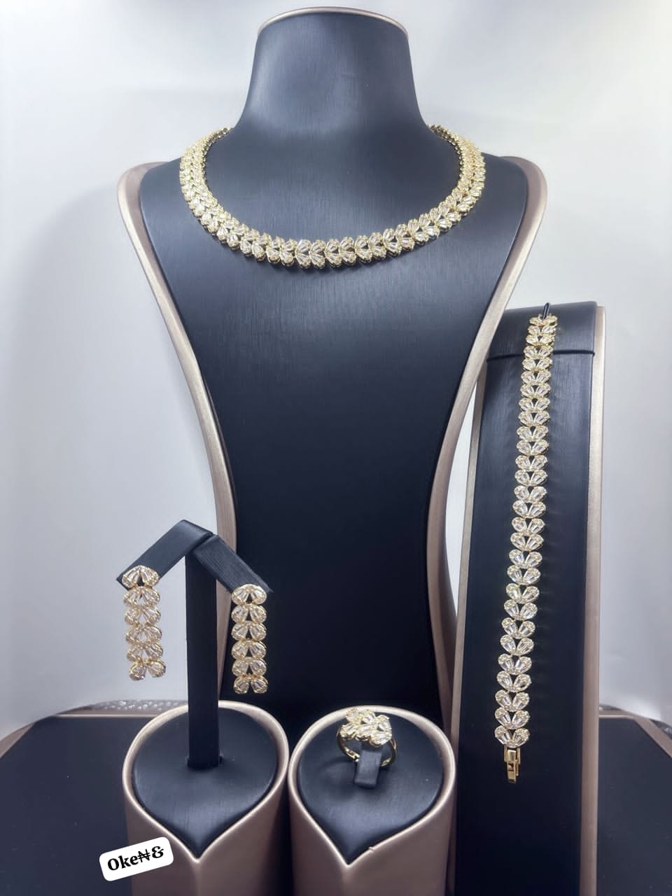 Premium Gold-Plated Marquise Crystal Leaf Jewelry Set