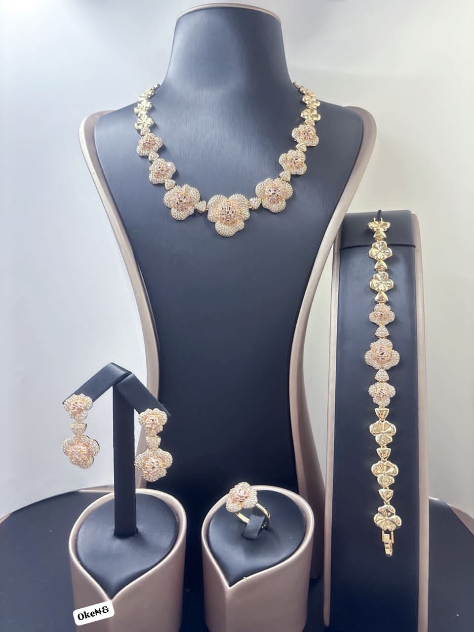 Luxury 4-Piece Matching Textured Floral Jewelry Set - Image 2
