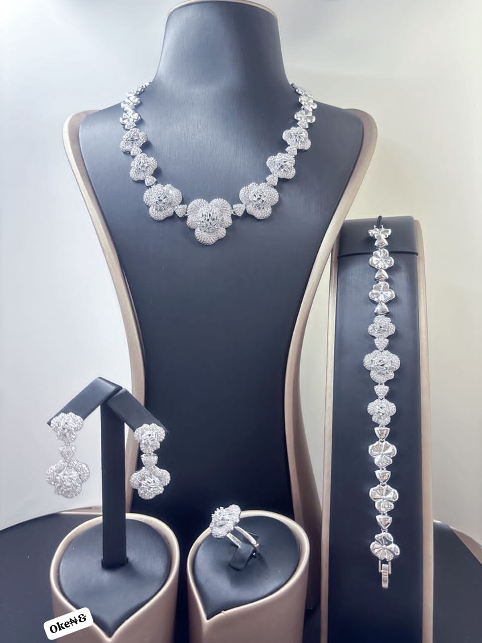 Luxury 4-Piece Matching Textured Floral Jewelry Set