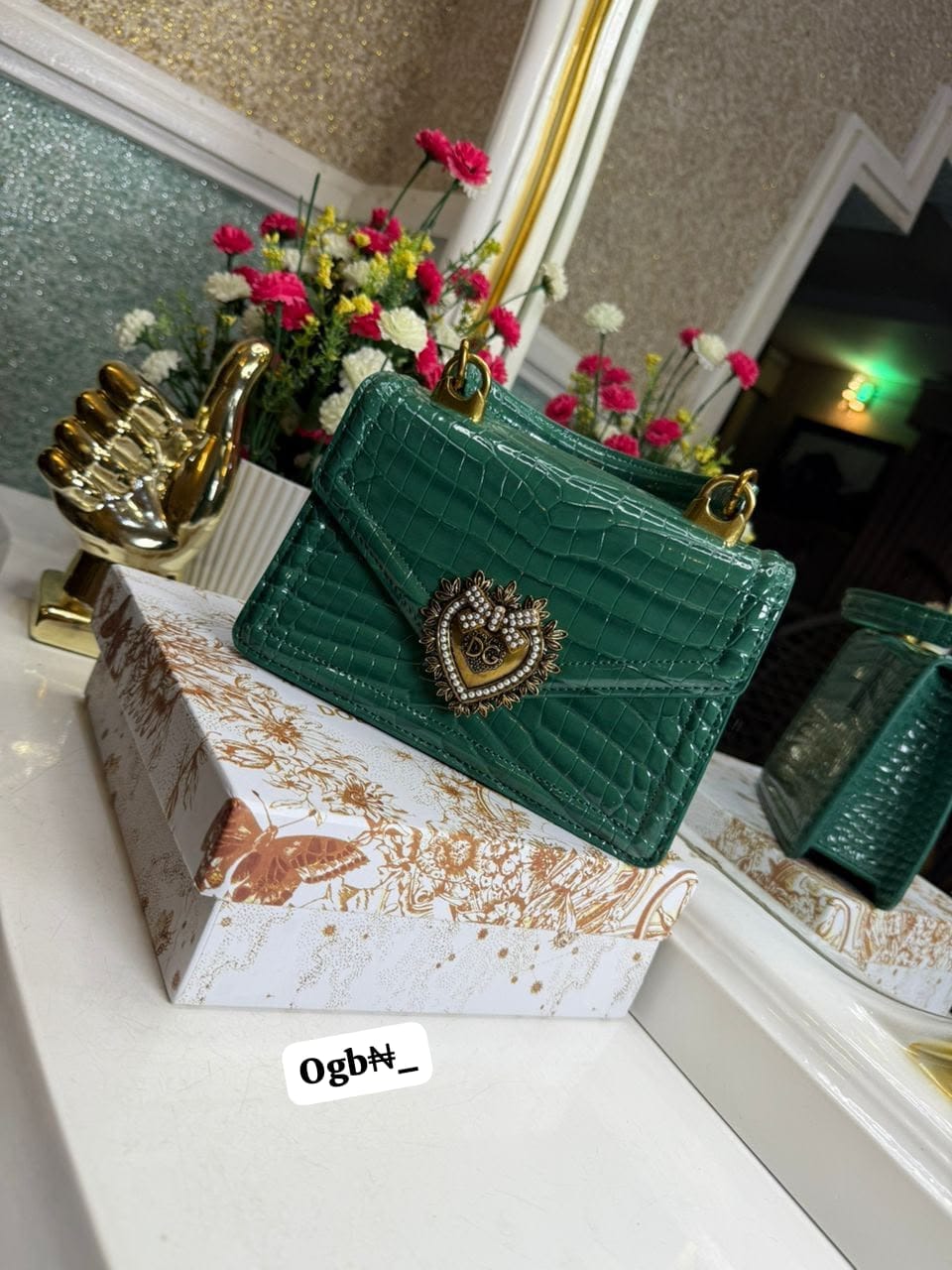 Luxury High-Gloss Mini Satchel with Baroque Pearl Heart Emblem - Image 2