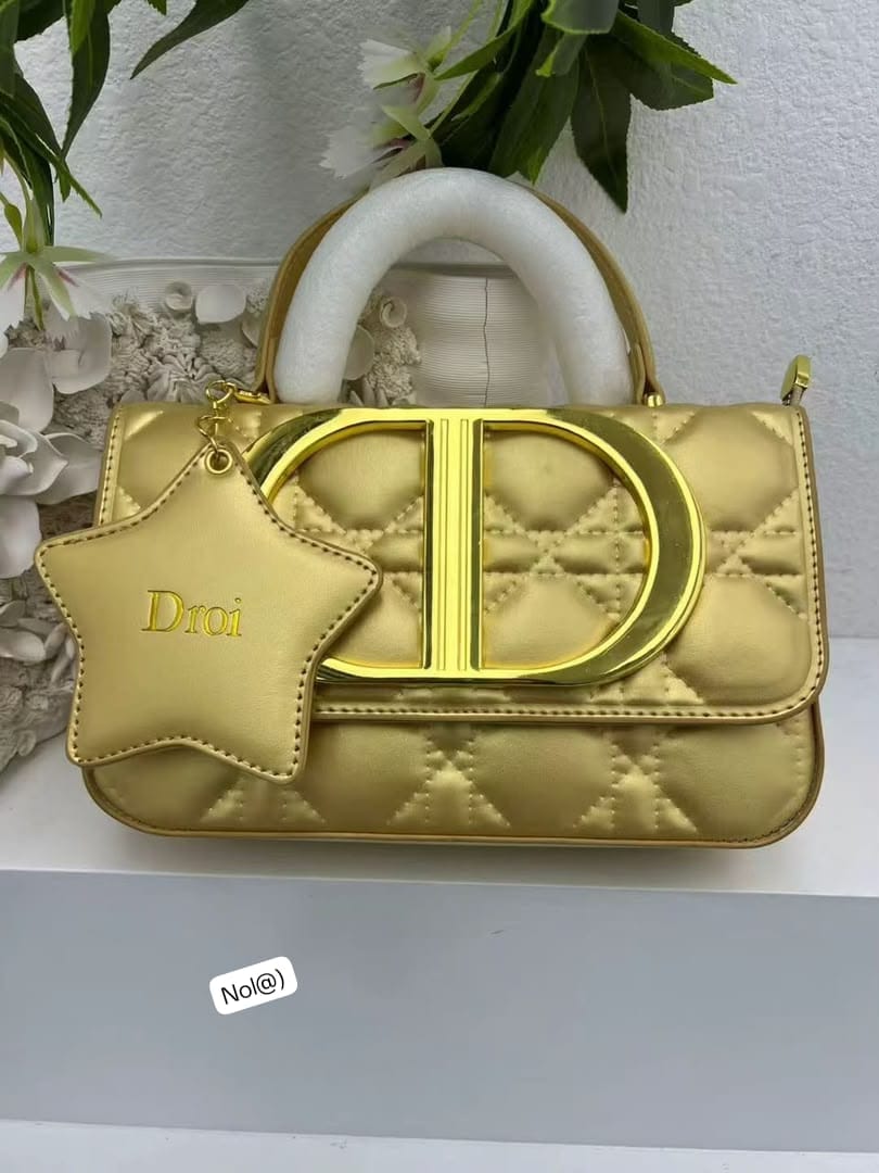 Elegant Top-Handle Purse with Oversized Gold Metal Clasp - Image 3