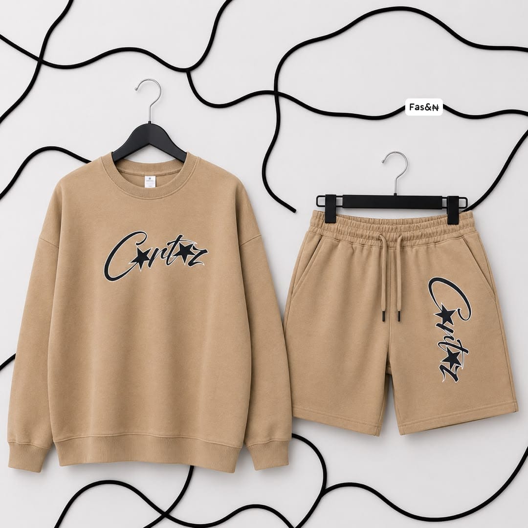 Men's Beige Graphic Crewneck Sweatshirt & Shorts Set