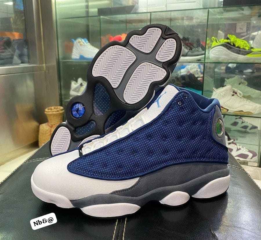 Air Jordan 13 Retro "Hyper Royal" Sneakers