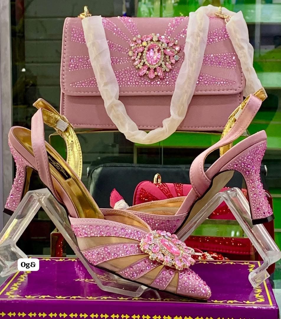 Rhinestone Pointed-Toe Slingback Heels with Matching Clutch Bag Set - Image 4