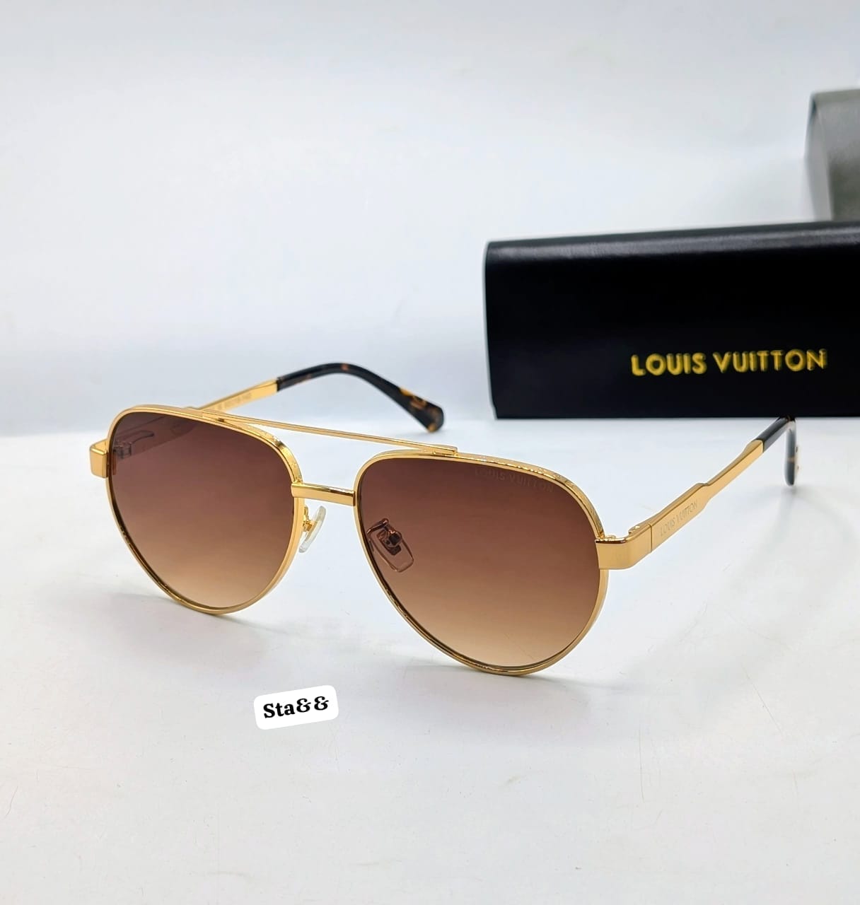 BURBERRY Luxury Gold-Frame Aviator Sunglasses