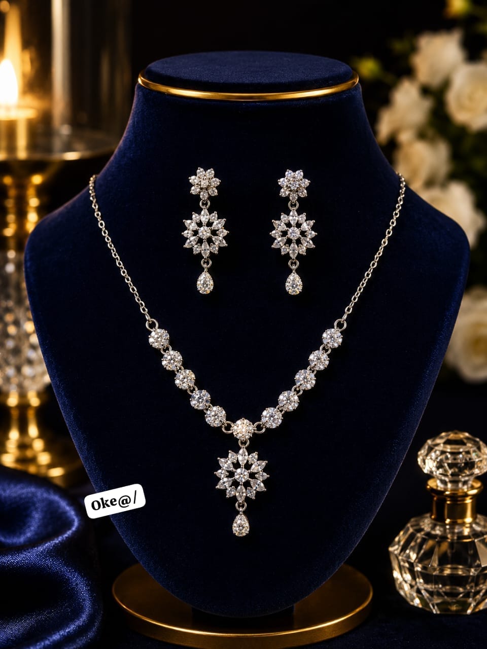 Luxury Crystal Snowflake Starburst Pendant Necklace & Matching Drop Earrings