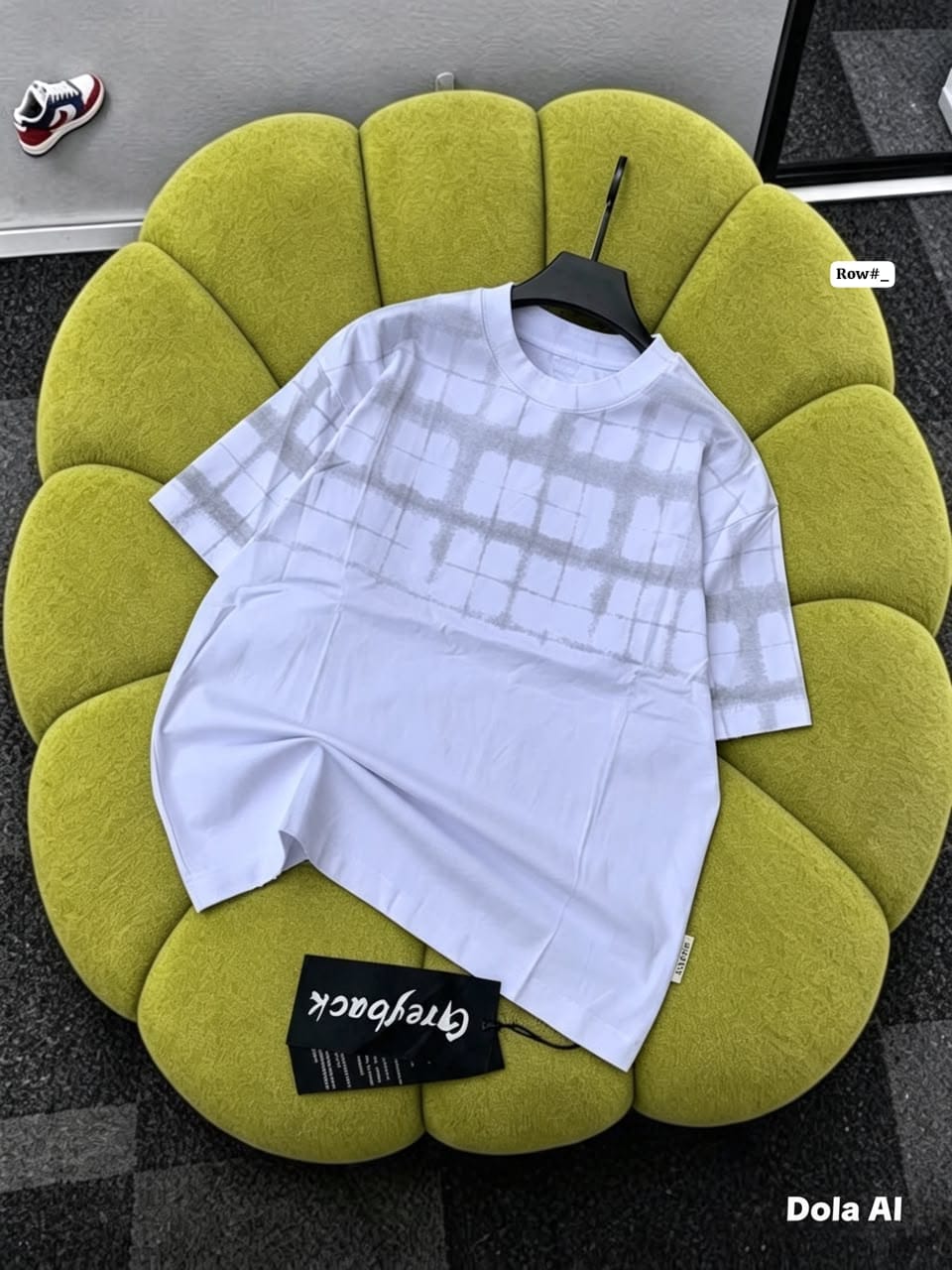 Men’s Greyback Oversized Grid Graphic T-Shirt