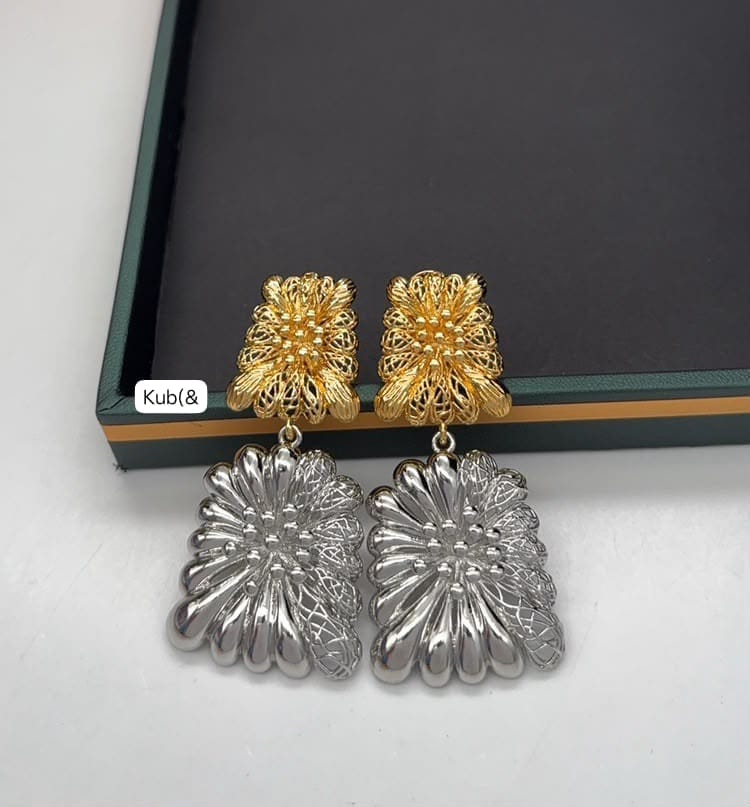 Women's Luxury Statement Floral Mesh Dangle Earrings