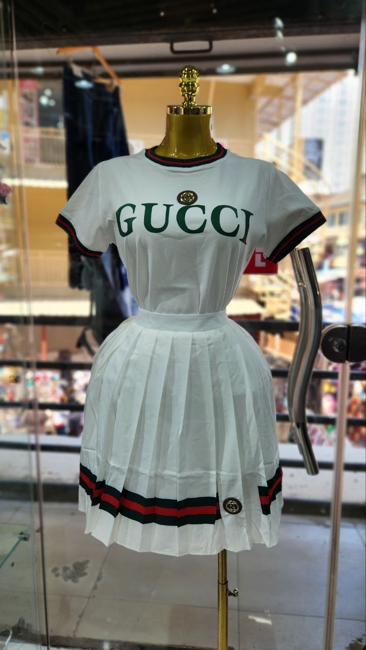 Women’s Designer-Style 2-Piece Pleated Skirt & Graphic Tee Set