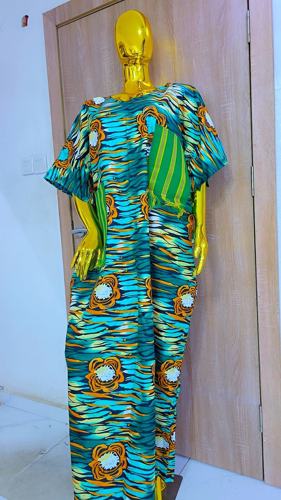Round Pattern Kaftan Maxi Dress