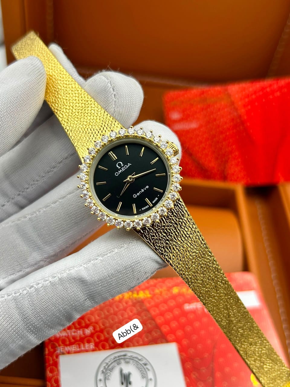 Women’s Vintage Gold Mesh Dress Watch with Diamond Halo Bezel - Image 3