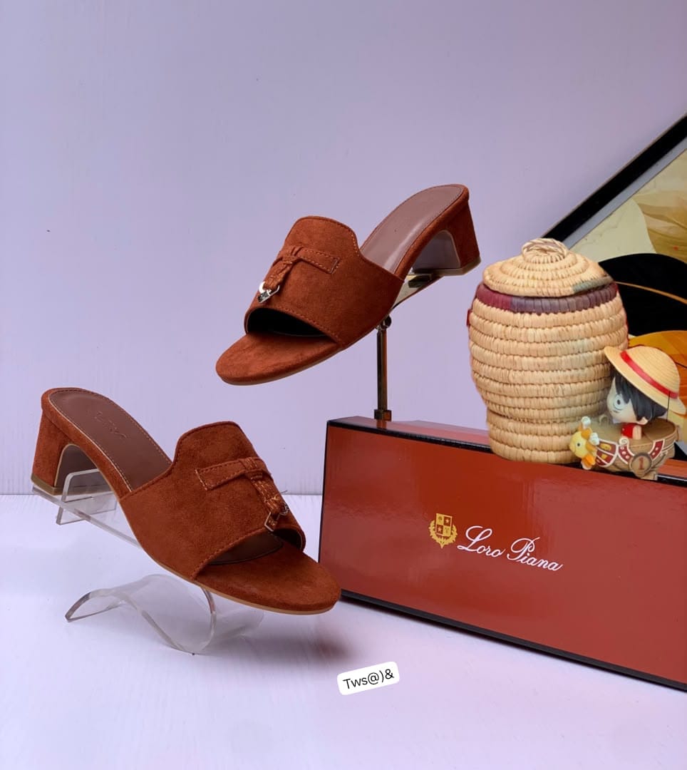 Women’s Suede Charm Open-Toe Block Heel Mules