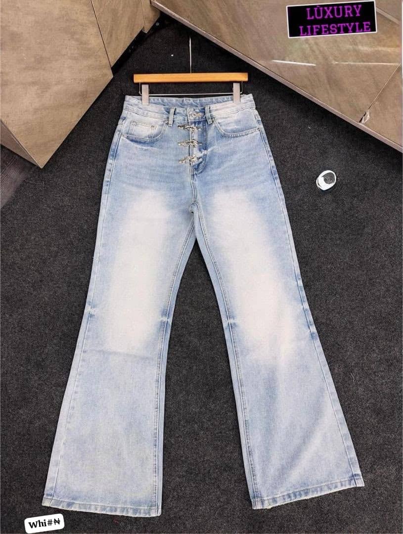 Men's Light Wash Denim Jeans with Unique Metallic Front Clasp Closure