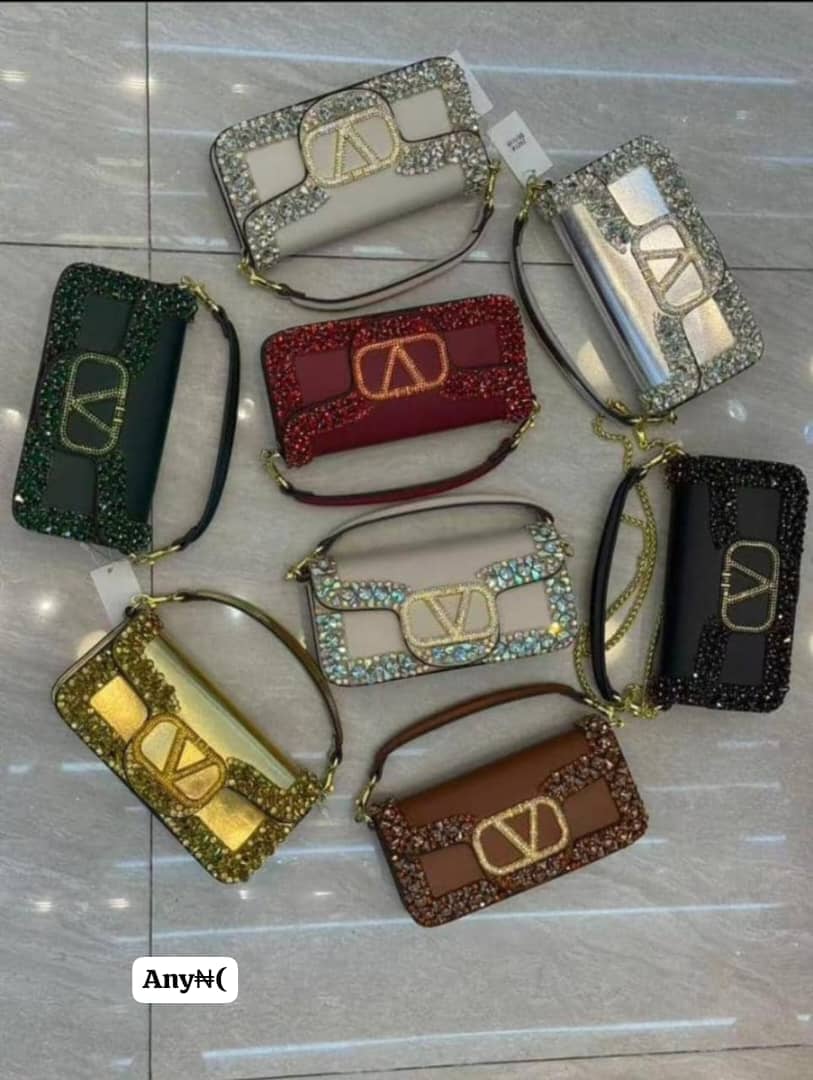 Women's Rhinestone-Embellished Shoulder Bag with V-Logo Buckle
