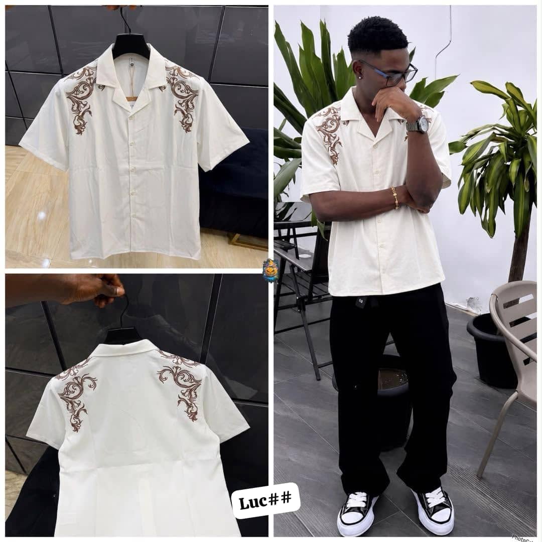 Men's Baroque Shoulder Embroidered Short-Sleeve Button-Up Shirt