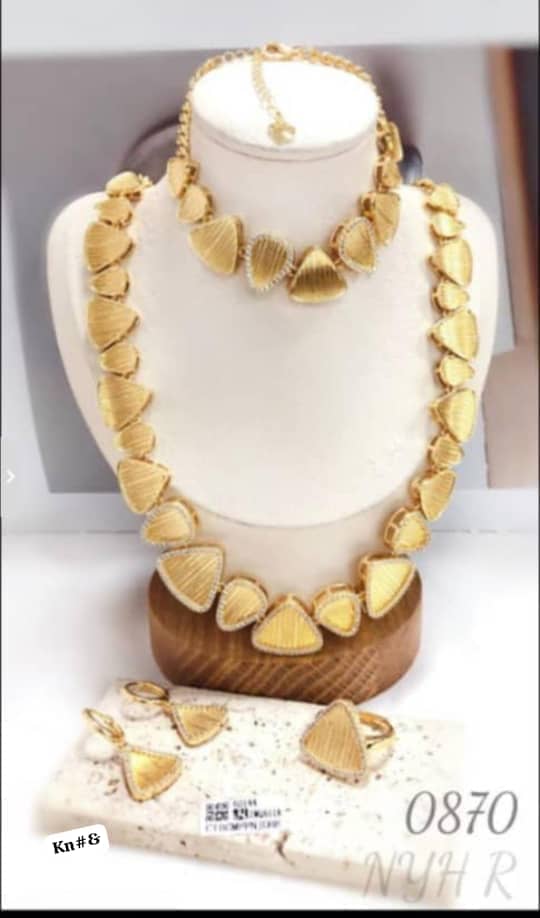 Women's Gold-Tone Textured Triangular Link Statement Necklace Set