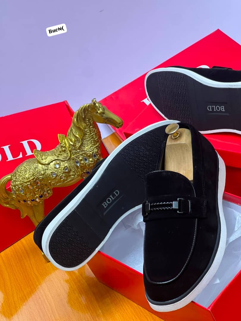Bold Men's Suede Buckle Slip-On Loafers