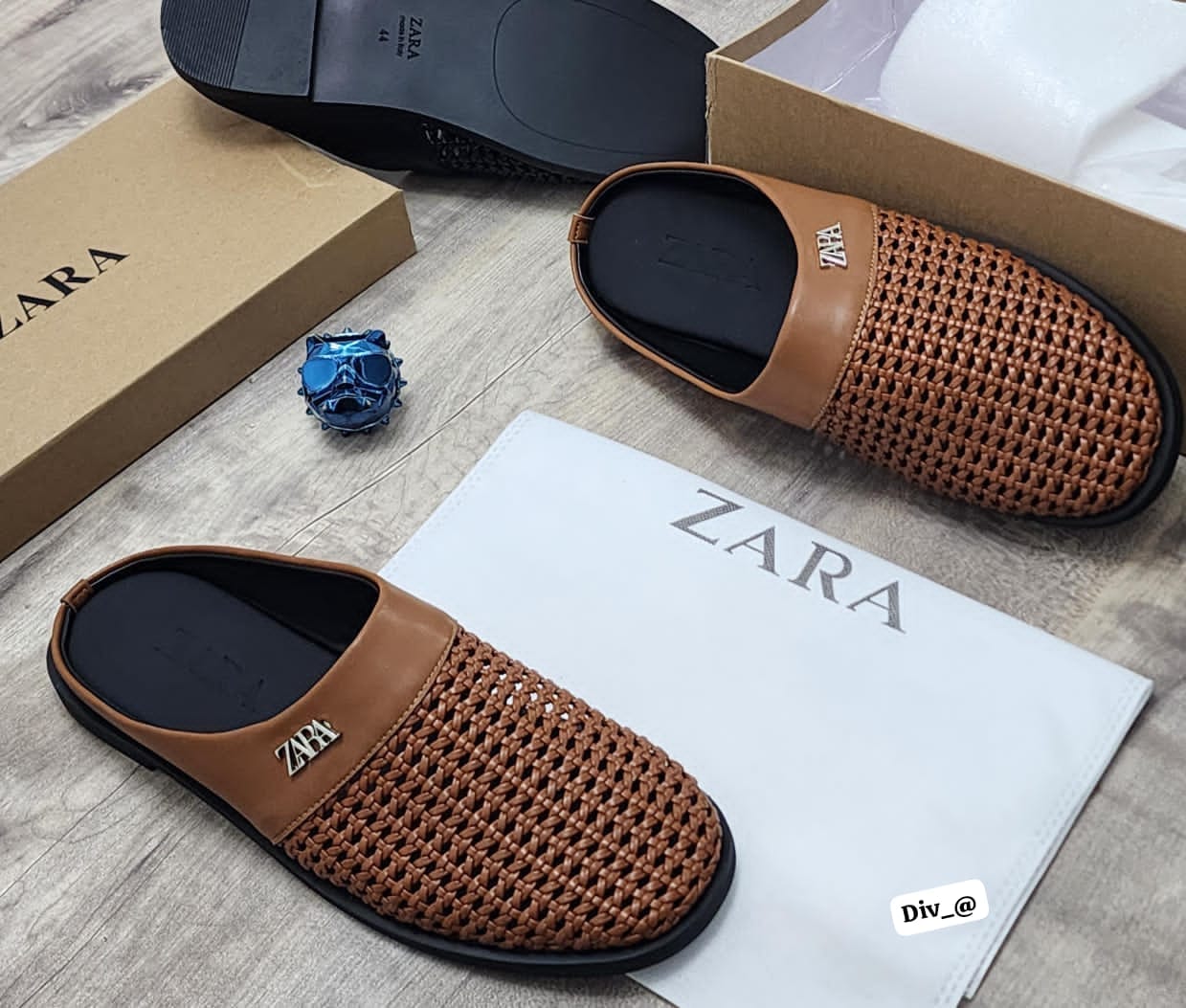 Zara-Inspired Men's Woven Closed-Toe Slip-On Mules