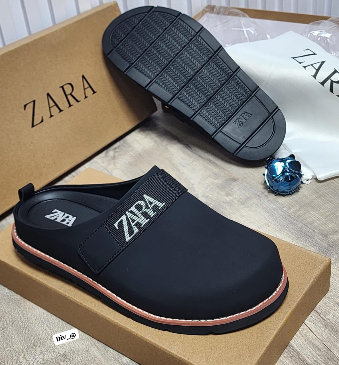 Zara-Inspired Men's Black Closed-Toe Slip-On Clog Mules