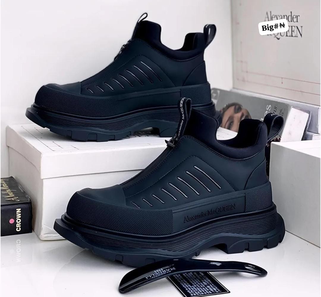 Alexander McQueen Oversized Zip-Up Runner Sneaker Boot