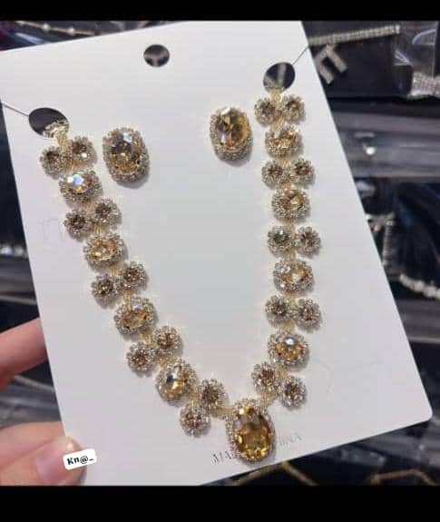 Women's Elegant Gold-Tone Black & Clear Crystal Jewelry Set