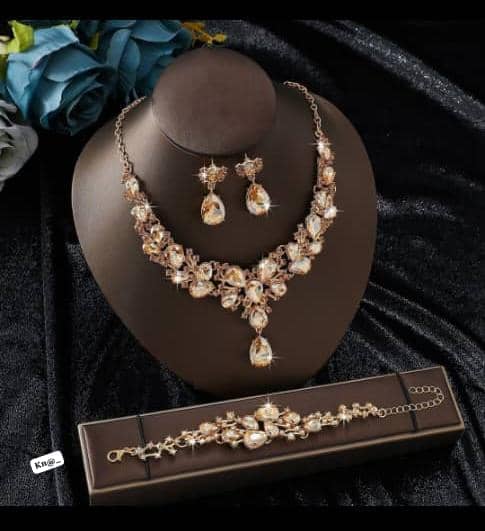 Women's Luxury Champagne Crystal Jewelry Set