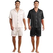 Short-Sleeve Button-Up Men’s Pajama Set
