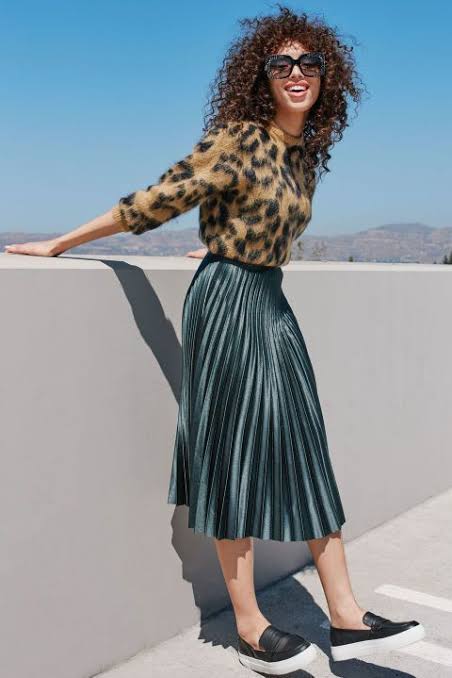 Metallic Forest Green Pleated Midi Skirt
