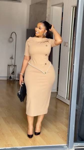 Button-Front Folded Collar Midi Dress