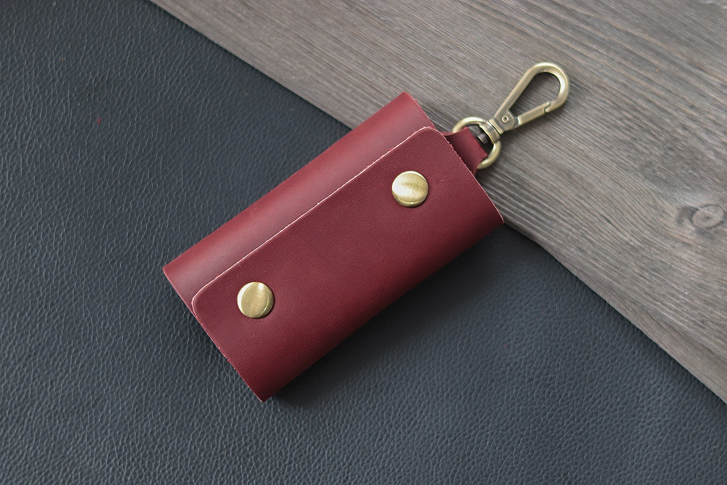 Aiguo Niu Vintage Leather Key Holder: Handmade Cowhide Multi-Functional Men's Belt Clip with Buckle for Car & Home Use - Image 18