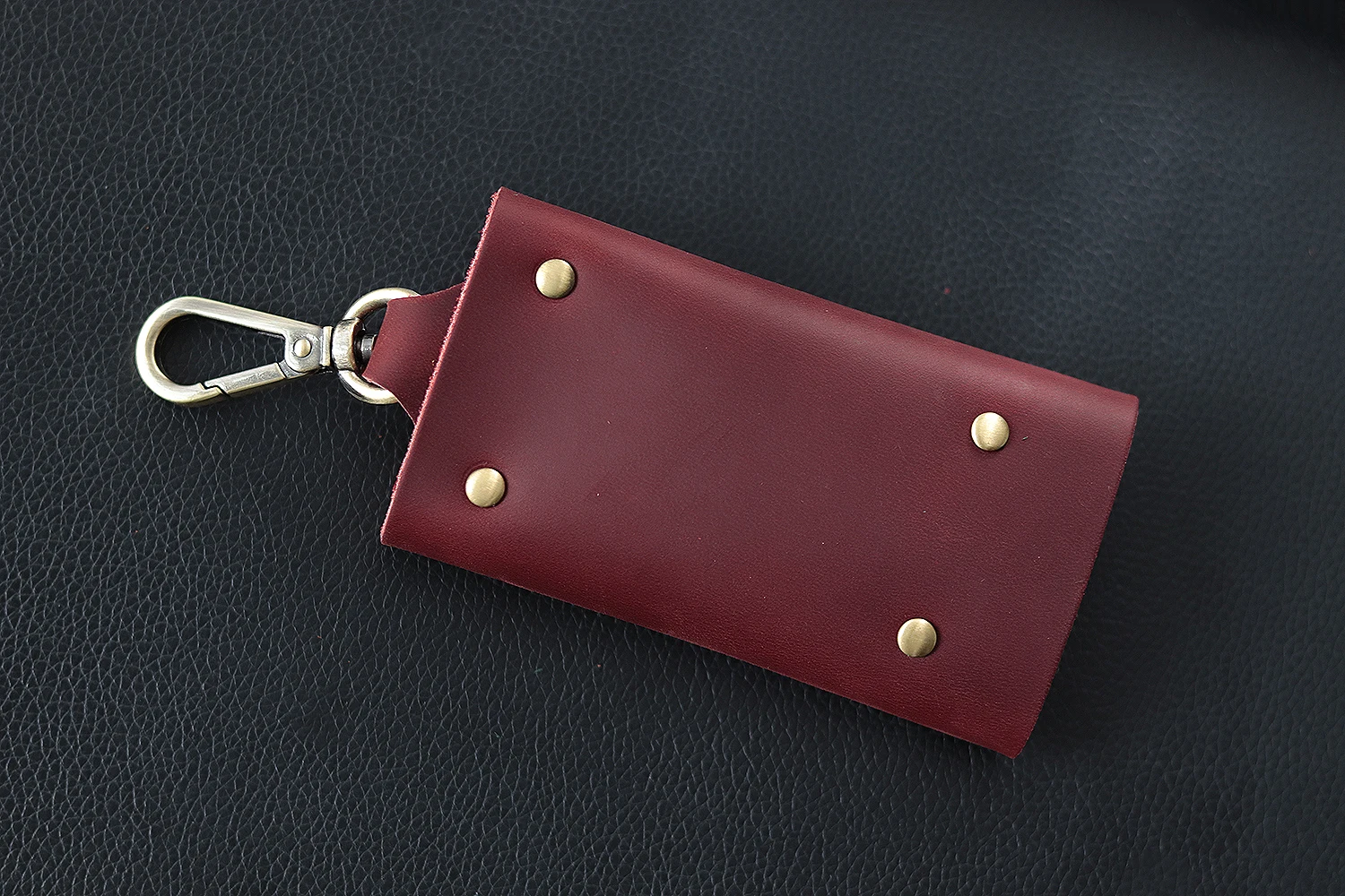 Aiguo Niu Vintage Leather Key Holder: Handmade Cowhide Multi-Functional Men's Belt Clip with Buckle for Car & Home Use - Image 38