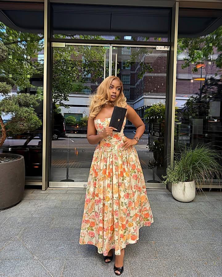 Women's Romantic Floral Corset Midi Dress with Flared A-Line Skirt - Image 4